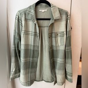 O’Neill Women’s Green Plaid Flannel Button-Up Shirt (S)